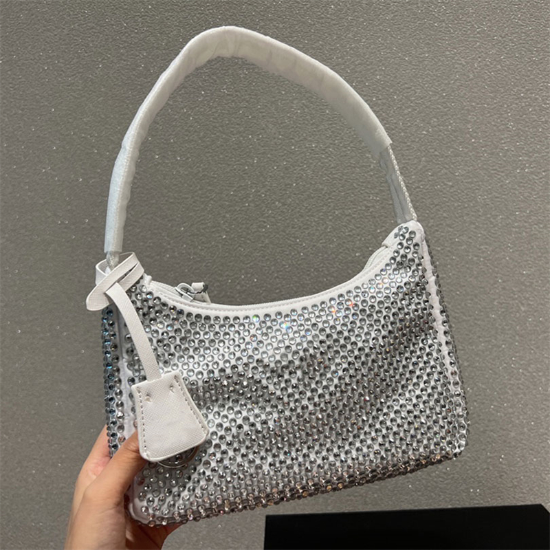 New 2022 Satin mini hobo bag with artificial crystals purse designer All-over decoration handbags triangle logo zipper closure shoulder bag wallets, I need see other product
New 2022 Satin mini hobo bag with artificial crystals purse designer All-over decoration handbags triangle logo zipper closure shoulder bag wallets, I need see other product