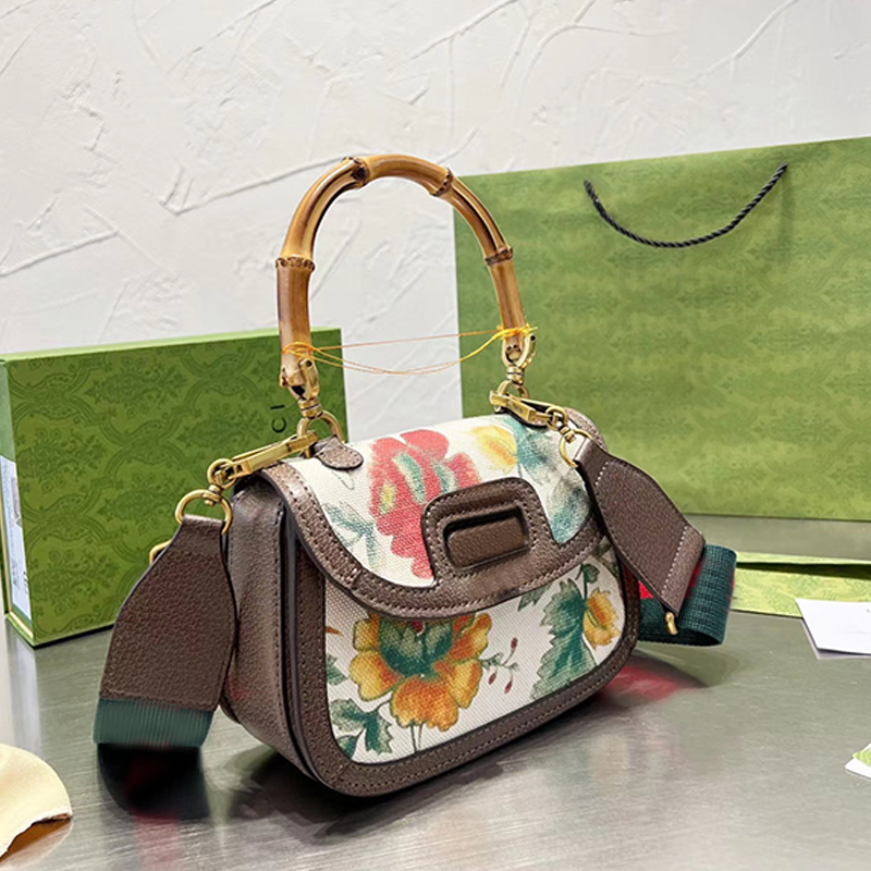 Luxury Designers crossbody Bags Handbags Purses Shoulder Messenger Womens bamboo joint fashion Pochette Clutch lady purse bag, Brown
Luxury Designers crossbody Bags Handbags Purses Shoulder Messenger Womens bamboo joint fashion Pochette Clutch lady purse bag, Brown