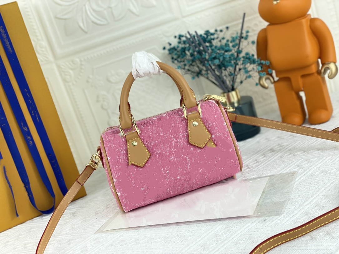 WF NANO SP Boston Handbags Totes Shoulder bag Purse Monograms Canvas Genuine Leather Women Mini Pillow Crossbody Messenger Handbag Phone, Extra freight
WF NANO SP Boston Handbags Totes Shoulder bag Purse Monograms Canvas Genuine Leather Women Mini Pillow Crossbody Messenger Handbag Phone, Extra freight