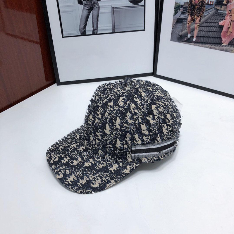 Luxury Designer Brand Baseball Caps Mens Womens Couples New Running Sun Hats High Quality Letters
