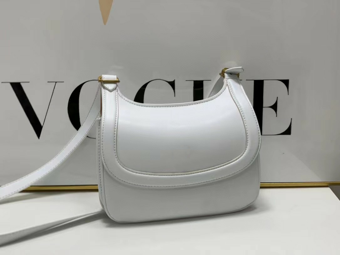 Designer Charlie One Shoulder Bags Medium Smooth Cow Leather Front Flap Bag Side Double Sides Design Purse Bronze Metal Handbags Suede Lining Cross Body Snap Closure, White
Designer Charlie One Shoulder Bags Medium Smooth Cow Leather Front Flap Bag Side Double Sides Design Purse Bronze Metal Handbags Suede Lining Cross Body Snap Closure, White