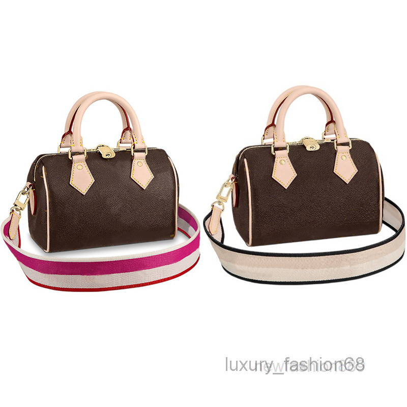 Shoulder Bags Designer Speedy Bandouliere Mini Travel Bag Women's Coated Canvas Weave Boston Satchel Metal Padlock Crobody Beach Handle Purs, 2 size:20cm
Shoulder Bags Designer Speedy Bandouliere Mini Travel Bag Women's Coated Canvas Weave Boston Satchel Metal Padlock Crobody Beach Handle Purs, 2 size:20cm