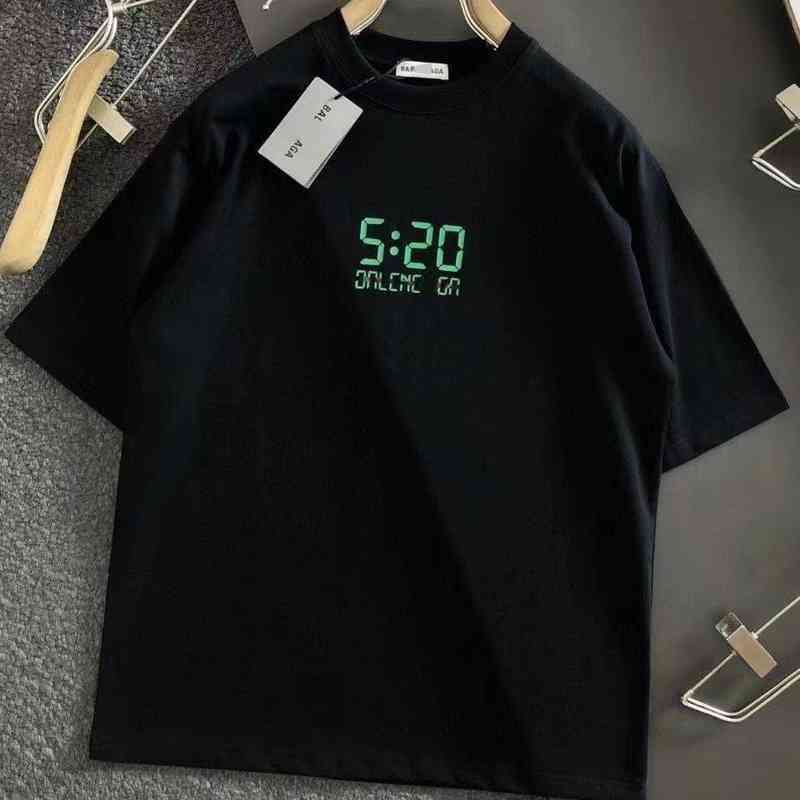 Designer T Shirt Luxury Balanciagas Painted Figure Round Neck Short Sleeve Loose Half Sleeve For Mans And Femel
Designer T Shirt Luxury Balanciagas Painted Figure Round Neck Short Sleeve Loose Half Sleeve For Mans And Femel