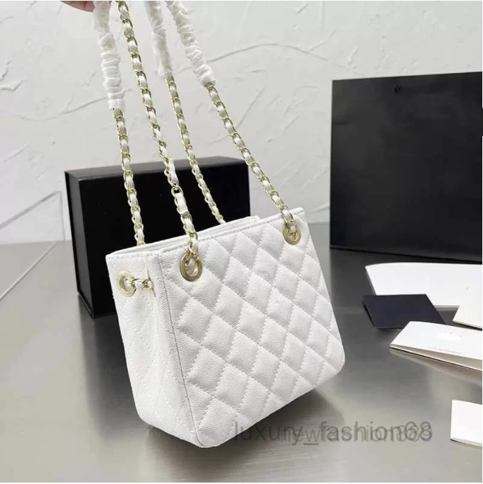 Shoulder Bags Designer 17.5cini Womens Grained Caviar Shopping Handbags Crobody Bag Double Gold-tone Metal Chains Handbag Diamond Quilting S, Customize
Shoulder Bags Designer 17.5cini Womens Grained Caviar Shopping Handbags Crobody Bag Double Gold-tone Metal Chains Handbag Diamond Quilting S, Customize