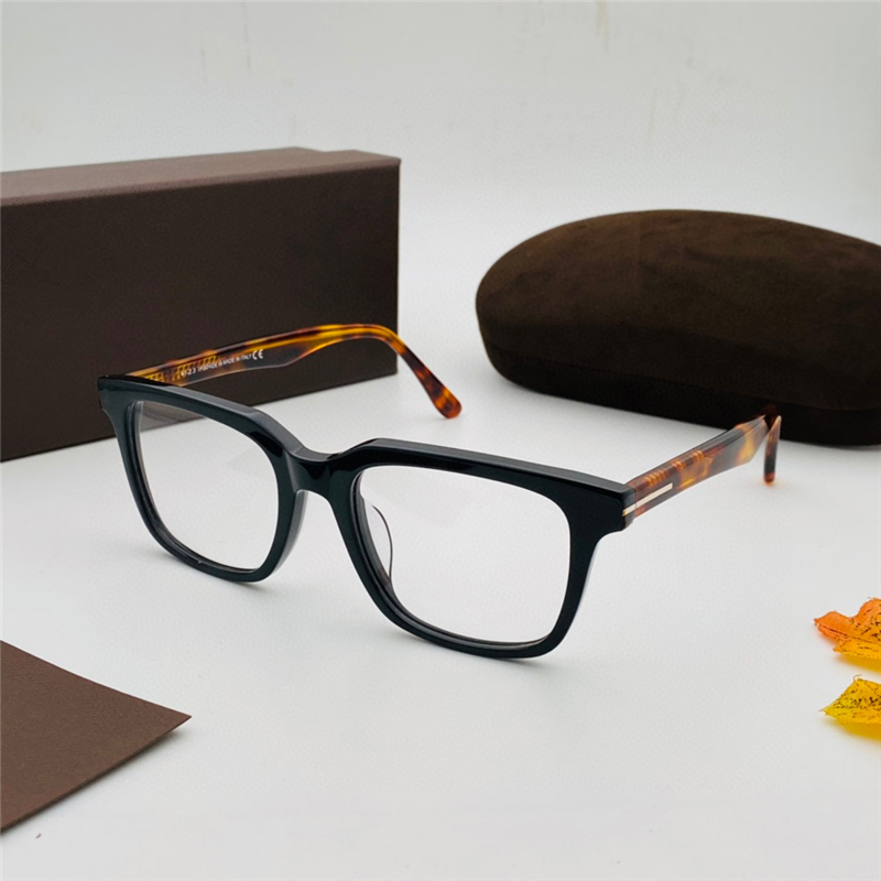 Optical Eyeglasses For Men Women Retro 5304 Style Anti-Blue Glasses Light Lens Plate With Box
Optical Eyeglasses For Men Women Retro 5304 Style Anti-Blue Glasses Light Lens Plate With Box
