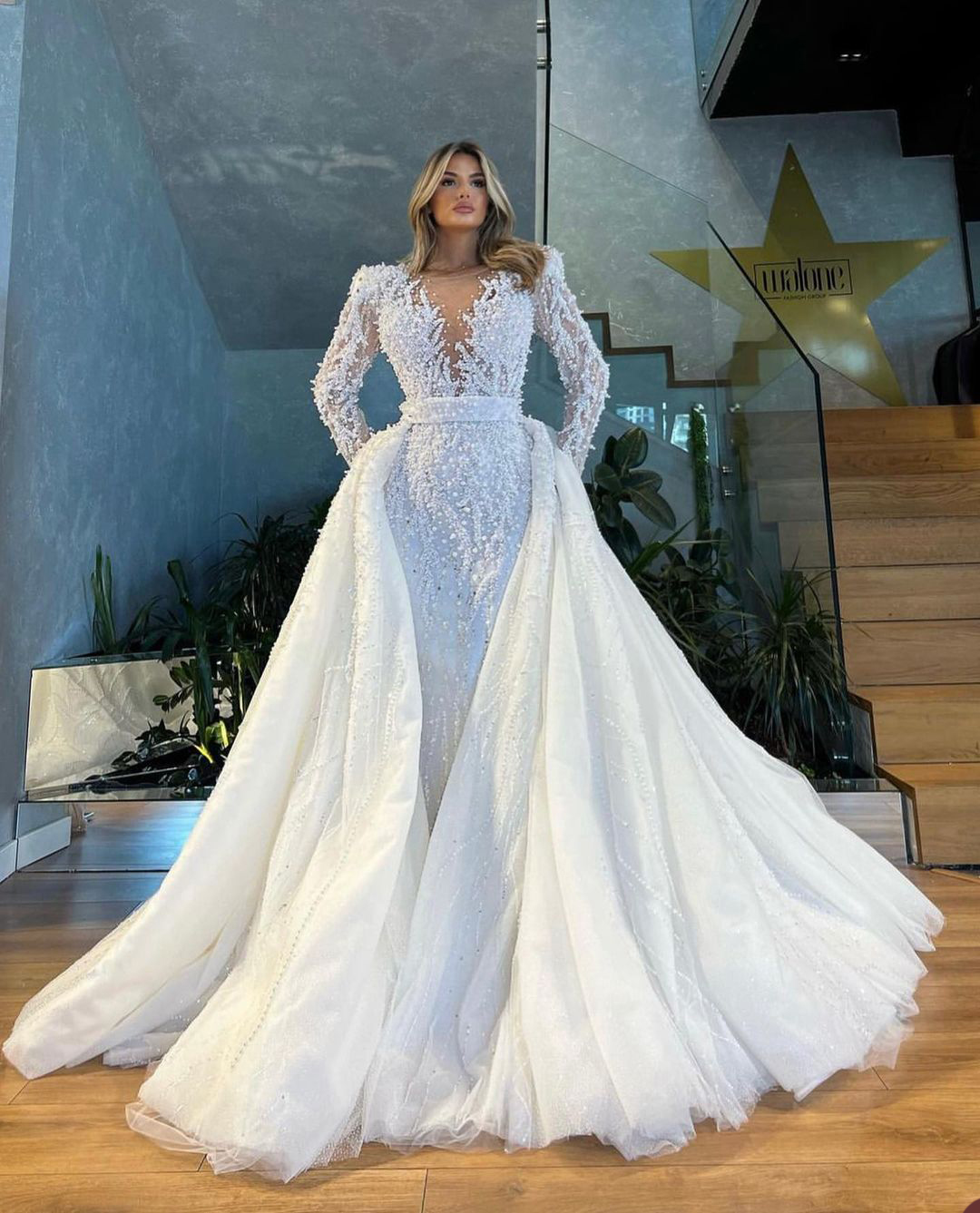 Vintage Full Beads Mermaid Wedding Dress with Detachable Train Sheer Neck Long Sleeve Crystal 3D Lace Appliques Bridal Gowns