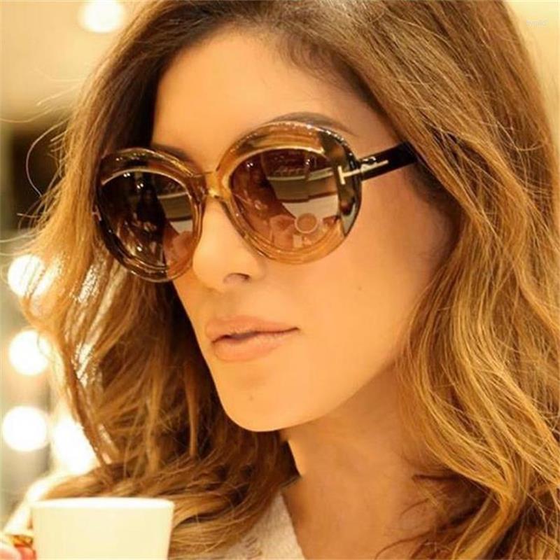 Sunglasses Big Round Classic Brand Designer Gradient Colorful Frame Sun Glasses Gray Pink Luxury Shades For Women Gafas De Sol
Sunglasses Big Round Classic Brand Designer Gradient Colorful Frame Sun Glasses Gray Pink Luxury Shades For Women Gafas De Sol