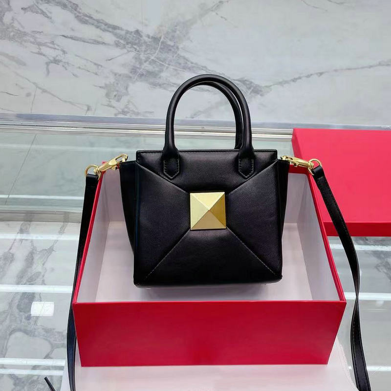 Trend Handbags Designer Luxury Brand Ladies Shoulder Bags Small Underarm Crossbody Female Messenger Houlder Bag Genuine leather bag, Black
Trend Handbags Designer Luxury Brand Ladies Shoulder Bags Small Underarm Crossbody Female Messenger Houlder Bag Genuine leather bag, Black
