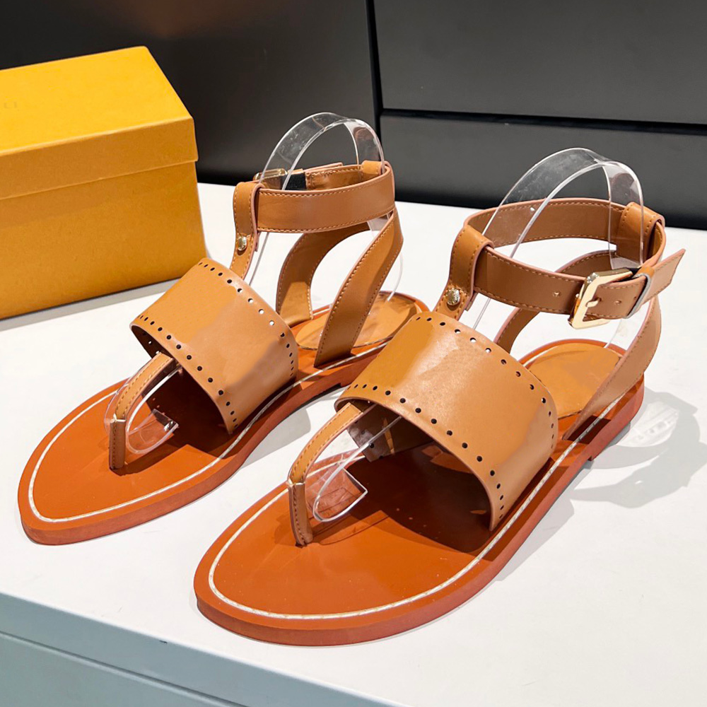 Official website HORIZON FLAT SANDALS in soft calfskin a sophisticated style wide front straps with delicate perforations women designer sandals beach sandals
Official website HORIZON FLAT SANDALS in soft calfskin a sophisticated style wide front straps with delicate perforations women designer sandals beach sandals