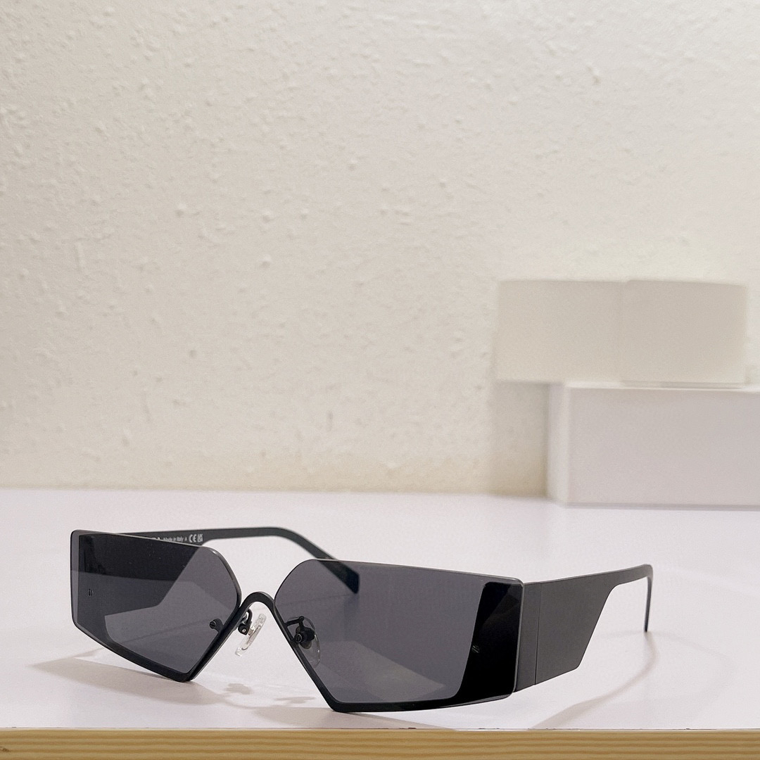 Sunglasses For Men and Women Summer 58Z Style Anti-Ultraviolet Retro Plate Frameless Fashion Glasses Random Box
Sunglasses For Men and Women Summer 58Z Style Anti-Ultraviolet Retro Plate Frameless Fashion Glasses Random Box