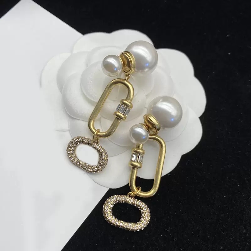 Designer Pearl Stud Earrings Women Luxurys high quality Hoop Earring Gold Stud For Gift Wedding Brand Jewerlry with box
Designer Pearl Stud Earrings Women Luxurys high quality Hoop Earring Gold Stud For Gift Wedding Brand Jewerlry with box