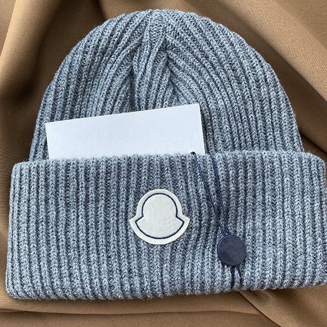 beanie 2022 fashion new dark grey autumn and winter wool cap windproof warm knitted hat for men and women with logo, Yellow
beanie 2022 fashion new dark grey autumn and winter wool cap windproof warm knitted hat for men and women with logo, Yellow