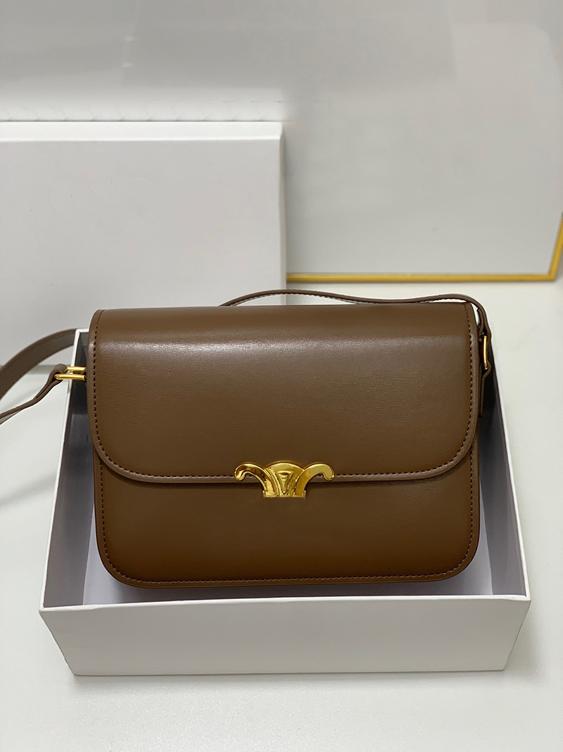 High quality Genuine leather TEEN TRIOMPHE Shoulder Bag famous Women's men tote flap crossbody Bags Luxury Designer woman fashion Evening Camera Cases cards handbag, Black
High quality Genuine leather TEEN TRIOMPHE Shoulder Bag famous Women's men tote flap crossbody Bags Luxury Designer woman fashion Evening Camera Cases cards handbag, Black