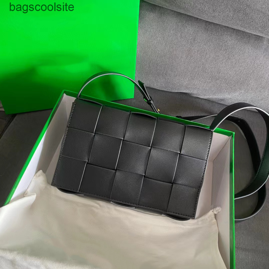 Messenger Designer Bags Bottegas Small Bag Venetas High Square Leather Men's Tofu Classic Woven Single Shoulder, Black·
Messenger Designer Bags Bottegas Small Bag Venetas High Square Leather Men's Tofu Classic Woven Single Shoulder, Black·