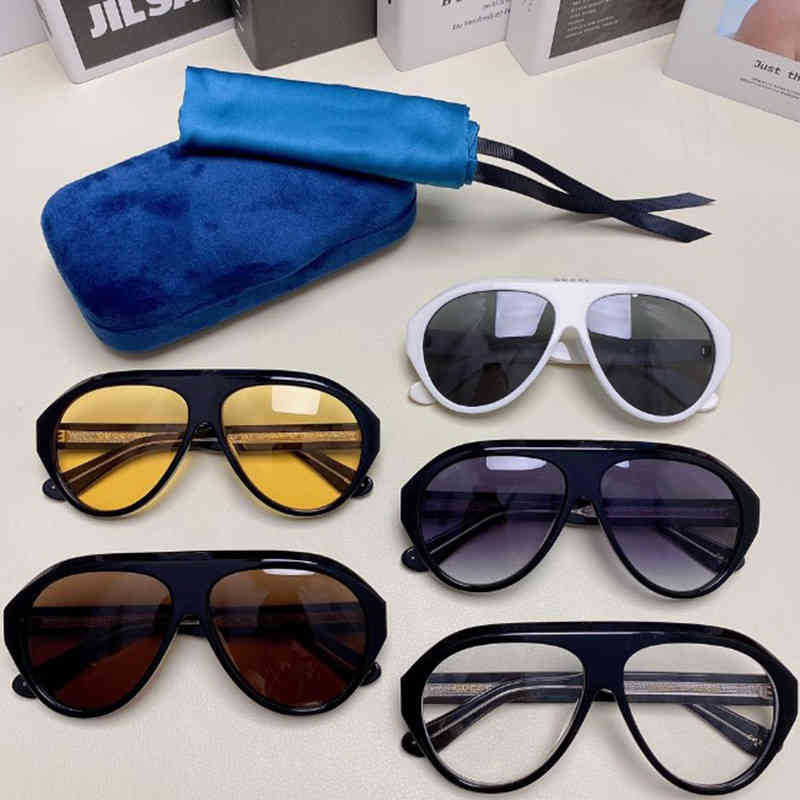 Sunglasses 2022 New Conjoined Glasses Personality All-In-One Big Frame Catwalk Eyewear UV400 Fashion Shades GG0479S 
Sunglasses 2022 New Conjoined Glasses Personality All-In-One Big Frame Catwalk Eyewear UV400 Fashion Shades GG0479S