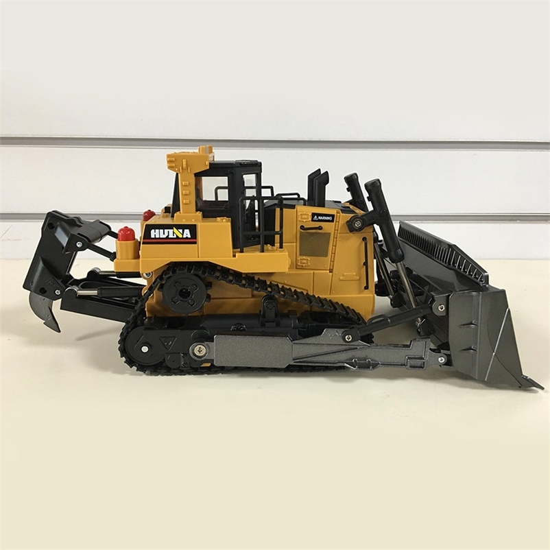 Electric RC Car Huina 1569 Rc Bulldozer 1 16 rc Truck Remote Control Excavator 8Channels Radio Engineering Vehicle Toys for Boys 220829
