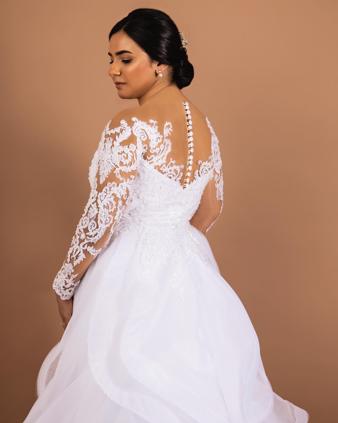 Long Train White Country Wedding Dress With Sleeve Vintage Lace Mermaid Wedding Gowns Ruffles Dubai Bridal Robe De Mariee Elegant Women Vestido Novia