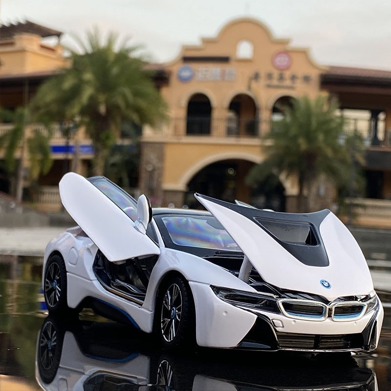 Electric RC Car 1 24 I8 Super Sports Metal Model Decoration High Simulation Alloy Boy Toy Collection Gift F265 220829
Electric RC Car 1 24 I8 Super Sports Metal Model Decoration High Simulation Alloy Boy Toy Collection Gift F265 220829