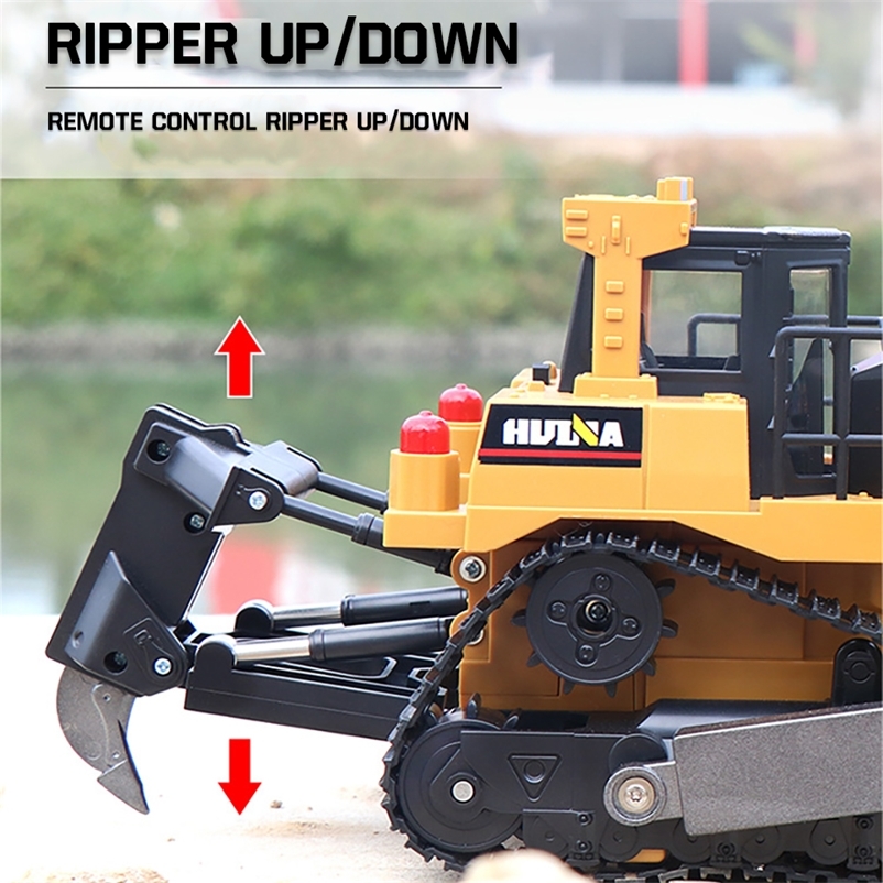 Electric RC Car Huina 1569 Rc Bulldozer 1 16 rc Truck Remote Control Excavator 8Channels Radio Engineering Vehicle Toys for Boys 220829