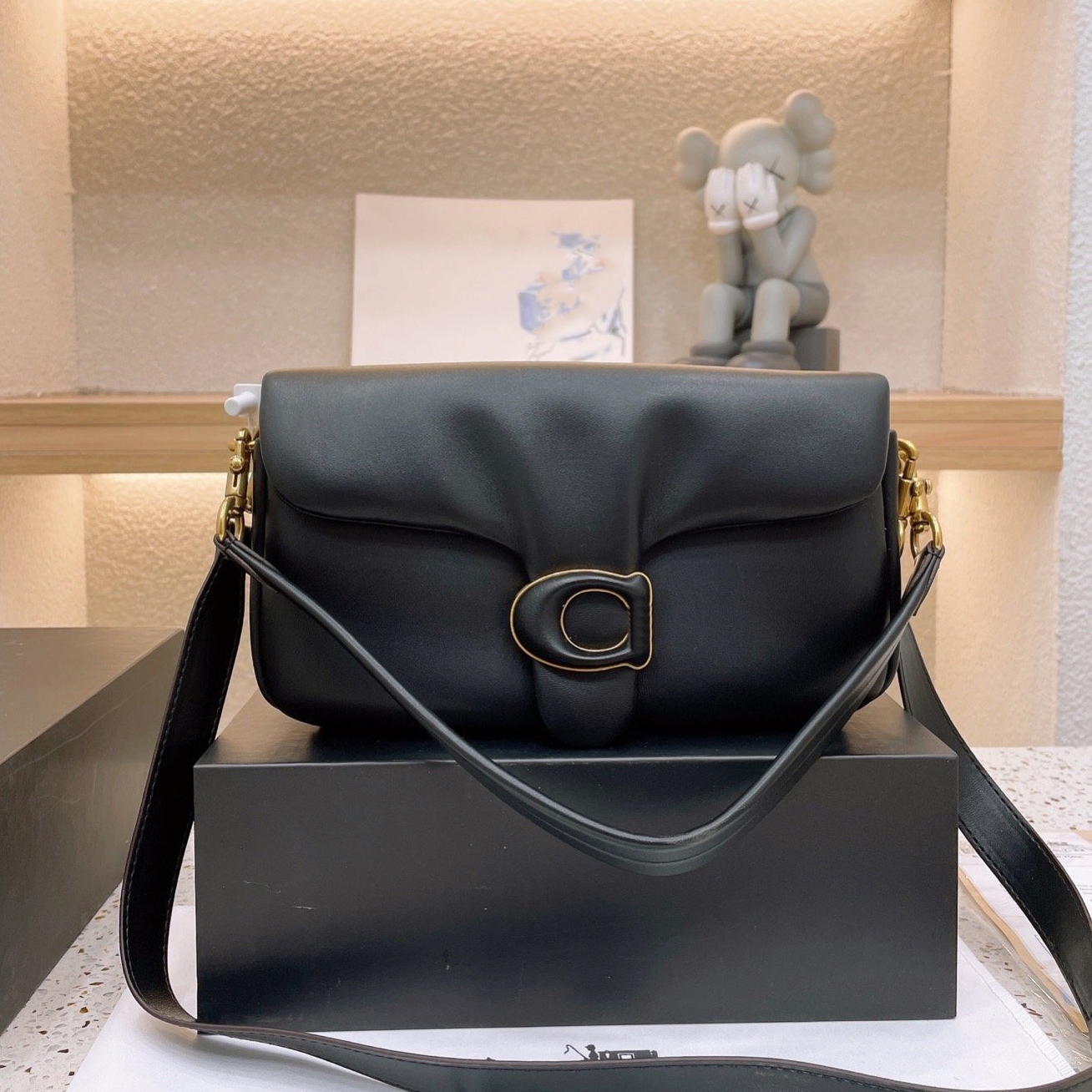 Designer Outdoor Sports Fitness Messenger Bag Luxury Leather Solid Color Coachs Handbag ht
Designer Outdoor Sports Fitness Messenger Bag Luxury Leather Solid Color Coachs Handbag ht