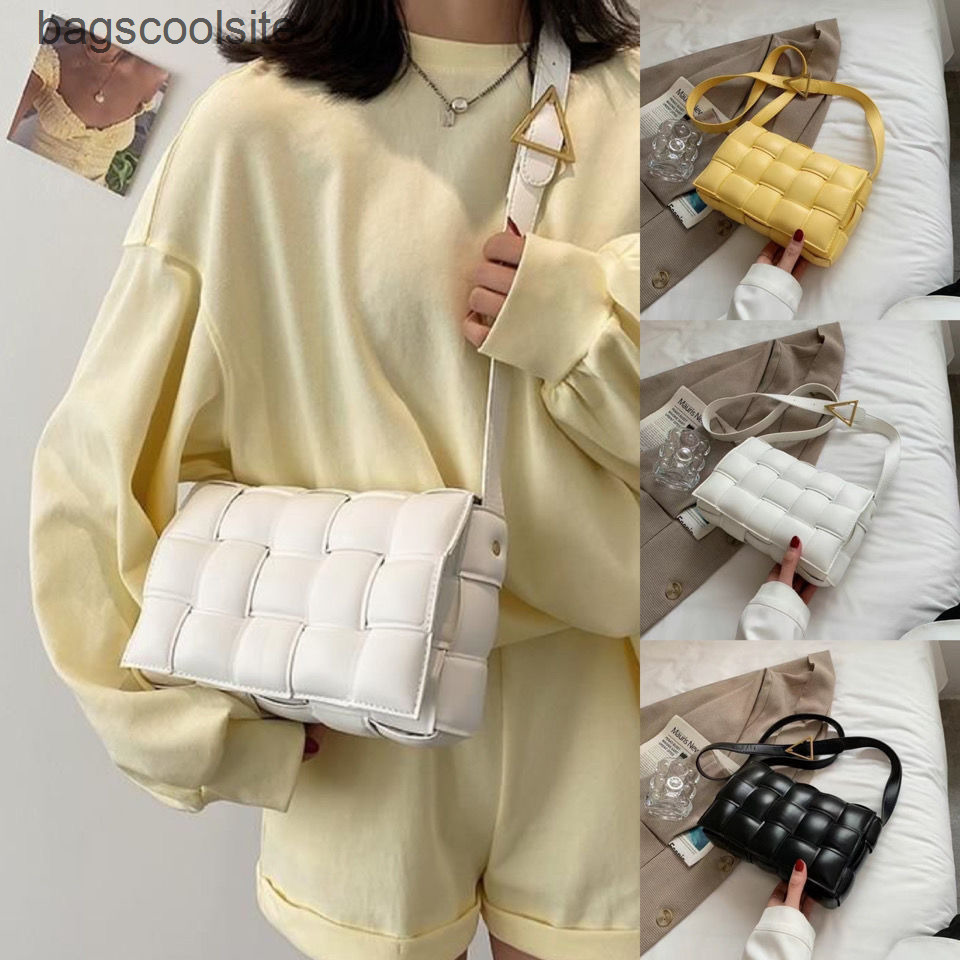 Venetas Bottegas Bag Designer Tofu Woven Pillow Bags Summer Small Square High Single Shoulder Messenger, Black 
Venetas Bottegas Bag Designer Tofu Woven Pillow Bags Summer Small Square High Single Shoulder Messenger, Black