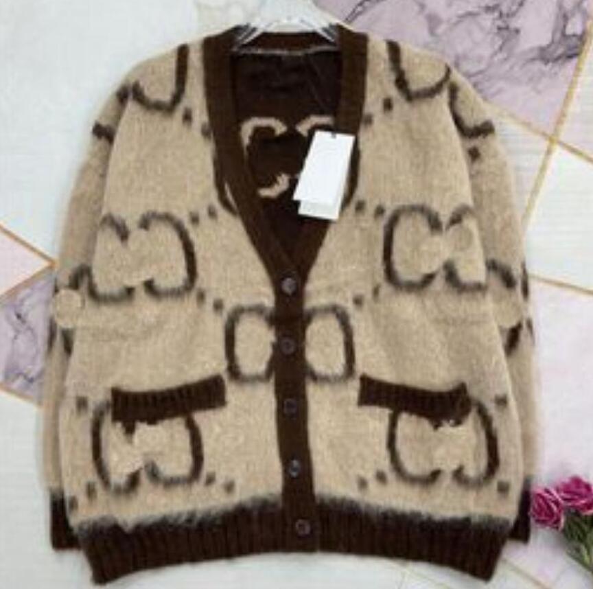 Women's Sweaters coat coffee Loose Designer Luxury dunks Knitted Cardigan Top Thicken Warm Outwear Knitted Jacket, Brown
Women's Sweaters coat coffee Loose Designer Luxury dunks Knitted Cardigan Top Thicken Warm Outwear Knitted Jacket, Brown