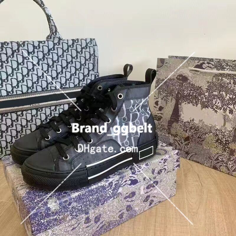 Sports shoes Designer Sneakers Striped Vintage Sneaker Men Women Platform Casual Shoes Season Shades Flats Trainers Brand Classic Outdoor Shoe, See
Sports shoes Designer Sneakers Striped Vintage Sneaker Men Women Platform Casual Shoes Season Shades Flats Trainers Brand Classic Outdoor Shoe, See