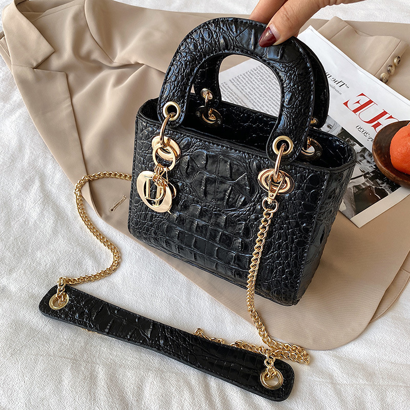 Designer Bags Daifei Xiaoxiangfeng Handbag Women's 2022 New Foreign Style Crocodile Pattern Msenger Fashion Chain Trend, Black
Designer Bags Daifei Xiaoxiangfeng Handbag Women's 2022 New Foreign Style Crocodile Pattern Msenger Fashion Chain Trend, Black