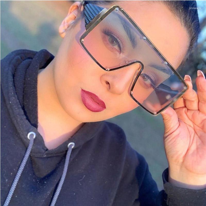 Sunglasses Women Rectangle Shield Shades Gradient Trend Glasses High Quality Oversized Sun For Female Men Oculos UV400
Sunglasses Women Rectangle Shield Shades Gradient Trend Glasses High Quality Oversized Sun For Female Men Oculos UV400
