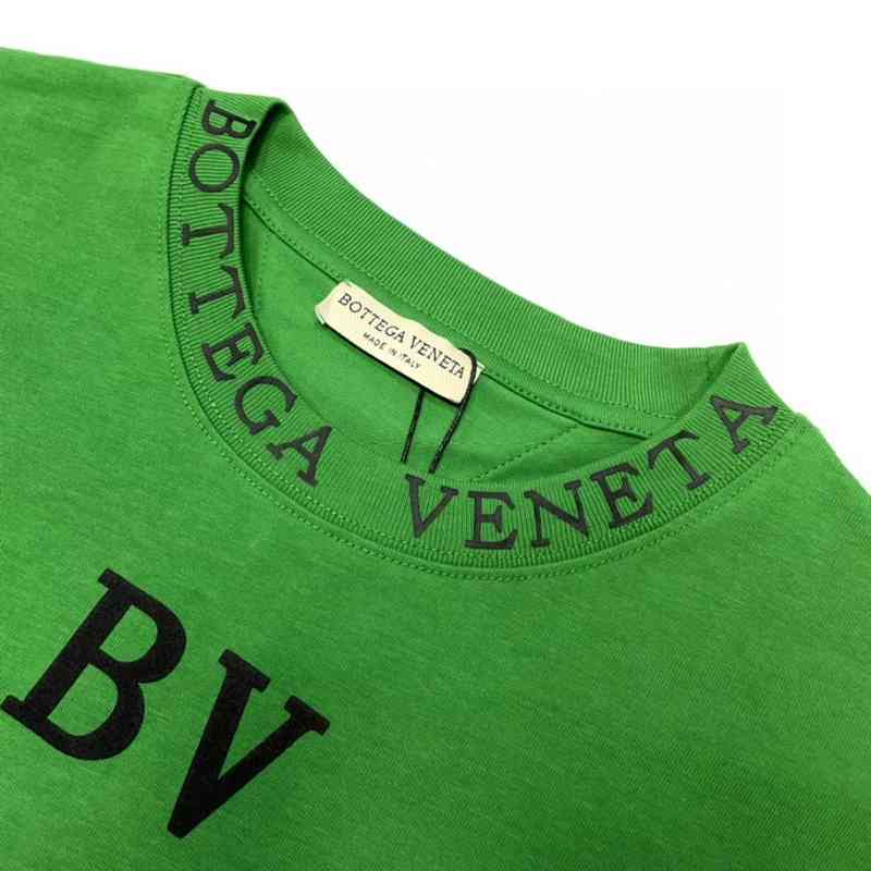 Designer t Shirts Bv's High Level Bottega Ven 2022ss Early Fashion Brand Bv Green Collar Letter Thread Printed Short Sleeve T-shirt for Men, White
Designer t Shirts Bv's High Level Bottega Ven 2022ss Early Fashion Brand Bv Green Collar Letter Thread Printed Short Sleeve T-shirt for Men, White
