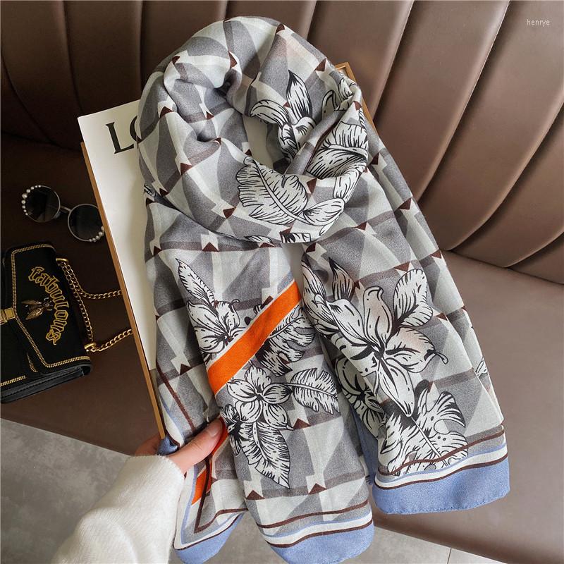 Scarves Women Cotton Scarf Bohemia Dot Print Hijab Shawls And Wraps Long Tassel Female Foulard 2022 Designer Bandana Pashmina
Scarves Women Cotton Scarf Bohemia Dot Print Hijab Shawls And Wraps Long Tassel Female Foulard 2022 Designer Bandana Pashmina