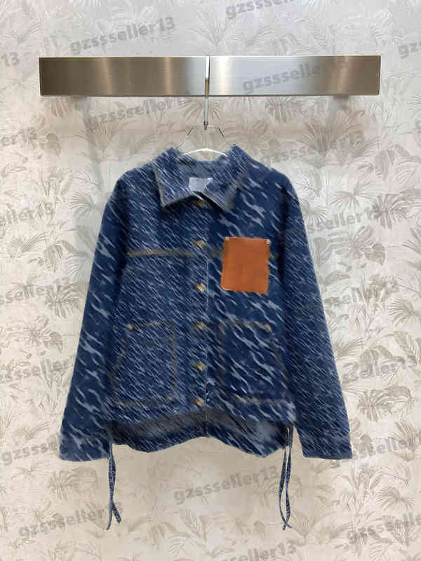 Designer Womens Jacket LW Vintage Denim Shirt Jackets Asymmetric Pattern Jacquard Washed Lapel Loose Lapel Brand Cardigan Tops, Extra shipping
Designer Womens Jacket LW Vintage Denim Shirt Jackets Asymmetric Pattern Jacquard Washed Lapel Loose Lapel Brand Cardigan Tops, Extra shipping