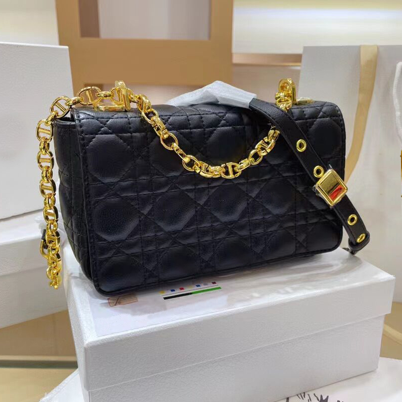 Genuine Leather Handbags Designer Chain Bags Women luxurys Embroidery Fashion Bag Female clutch Classic black beige Top Quality Gold Chains Girl Handbag with box, Package
Genuine Leather Handbags Designer Chain Bags Women luxurys Embroidery Fashion Bag Female clutch Classic black beige Top Quality Gold Chains Girl Handbag with box, Package