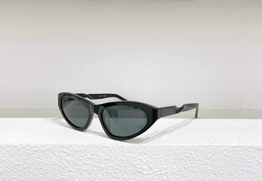 Womens Sunglasses For Women Men Sun Glasses Mens 0207 Fashion Style Protects Eyes UV400 Lens Top Quality With Random Box 11
Womens Sunglasses For Women Men Sun Glasses Mens 0207 Fashion Style Protects Eyes UV400 Lens Top Quality With Random Box 11