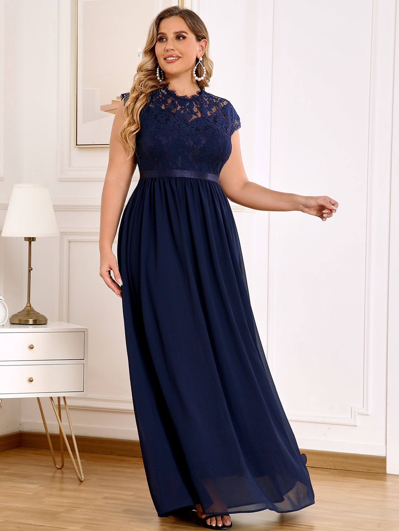 Navy Blue Lace Plus Size Bridesmaid Dresses Sheer Jewel Neck Country Maid Of Honor Dress A e or Length Chiffon Evening Gowns