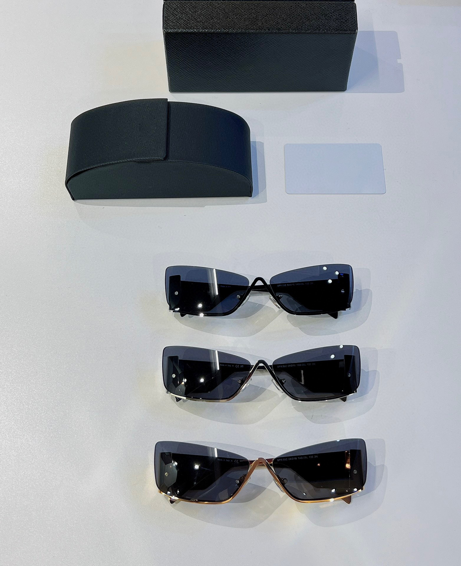 Men Sunglasses For Women Latest Selling Fashion Sun Glasses Mens Sunglass Gafas De Sol Top Quality Glass UV400 Lens With Random Matching Box 59Z
Men Sunglasses For Women Latest Selling Fashion Sun Glasses Mens Sunglass Gafas De Sol Top Quality Glass UV400 Lens With Random Matching Box 59Z