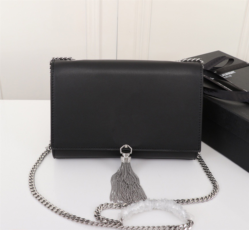 Women designer shoulder cross body evening bags day clutches high quality leather purse handbag, Black
Women designer shoulder cross body evening bags day clutches high quality leather purse handbag, Black