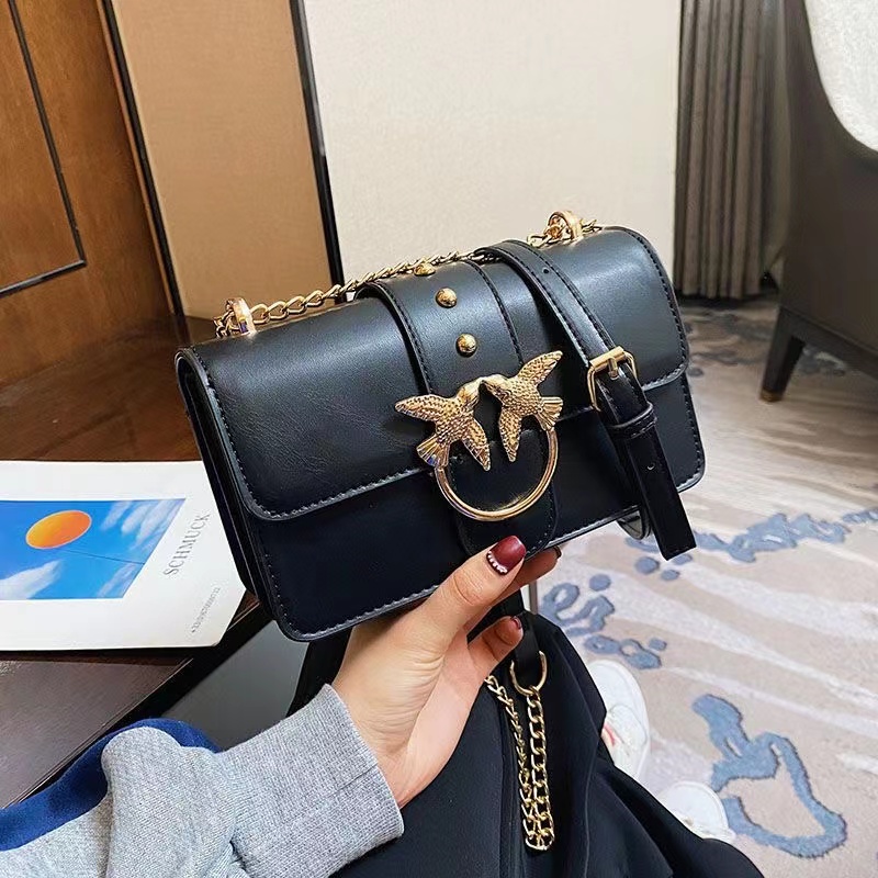 Shuangfeiyan flying bird bag 2022 new women's bag single shoulder diagonal chain small square bags large capacity fashion trend, White
Shuangfeiyan flying bird bag 2022 new women's bag single shoulder diagonal chain small square bags large capacity fashion trend, White