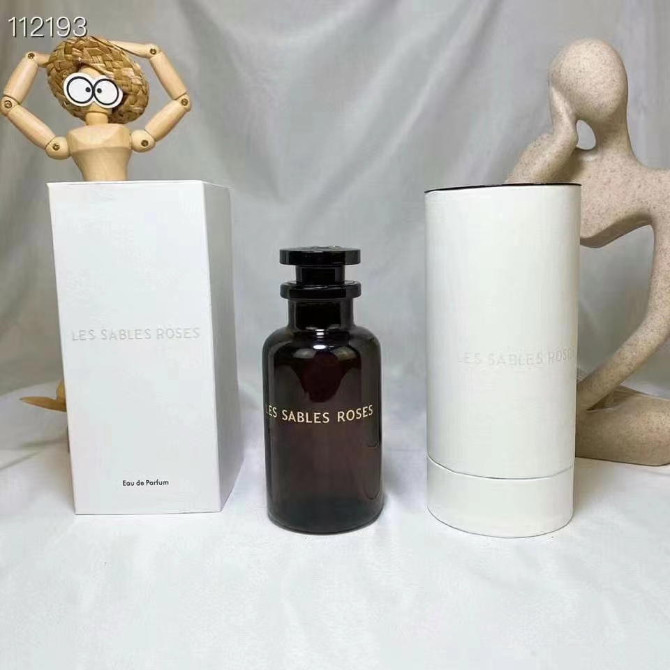 Designer Man Perfume Fragrance California Dream Rose Des Vents 100ml EAU DE Parfum EDP Fragrances Spray Brand Luxury Cologne Wedding Perfumes Gift Wholesale Stock
Designer Man Perfume Fragrance California Dream Rose Des Vents 100ml EAU DE Parfum EDP Fragrances Spray Brand Luxury Cologne Wedding Perfumes Gift Wholesale Stock
