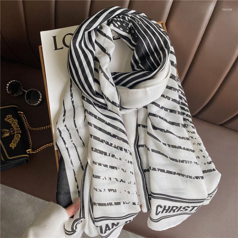 Scarves 2022 Fashion Aztec Floral Tassel Viscose Shawl Scarf Lady High Quality Wrap Pashmina Stole Bufandas Head Hijab
Scarves 2022 Fashion Aztec Floral Tassel Viscose Shawl Scarf Lady High Quality Wrap Pashmina Stole Bufandas Head Hijab