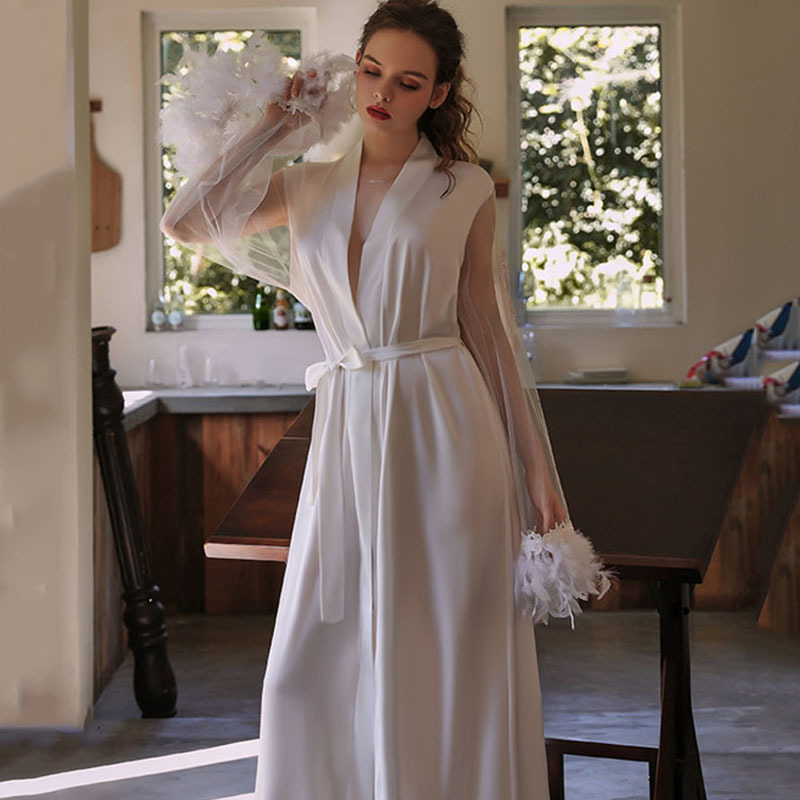 Women's Robe Long Bride Wedding Pijama White Bathrobe Female Sexy Sleepwear Women Mesh And Feather Cuffs Homewear Embroidery Lace FG394 220830