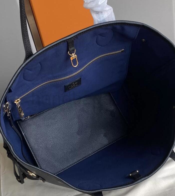 2pcs/set tote bag classic Designer womens flower ladies composite PU leather clutch shoulder bags female purse with wallet, White grid with wallet
2pcs/set tote bag classic Designer womens flower ladies composite PU leather clutch shoulder bags female purse with wallet, White grid with wallet