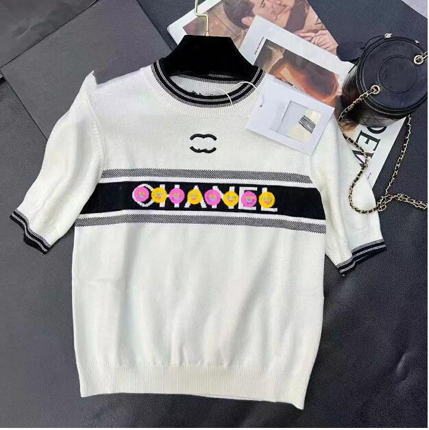 Women's Tops & Tees T-Shirt 2022 designs monogrammed laminated print front in loose and casual black and white S-XL, 01
Women's Tops & Tees T-Shirt 2022 designs monogrammed laminated print front in loose and casual black and white S-XL, 01