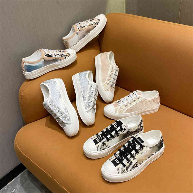Casual Shoes Brand 2022 new d family letter embroidery canvas thick bottom Korean casual flat sole shoes -42, Dark blue letters
Casual Shoes Brand 2022 new d family letter embroidery canvas thick bottom Korean casual flat sole shoes -42, Dark blue letters