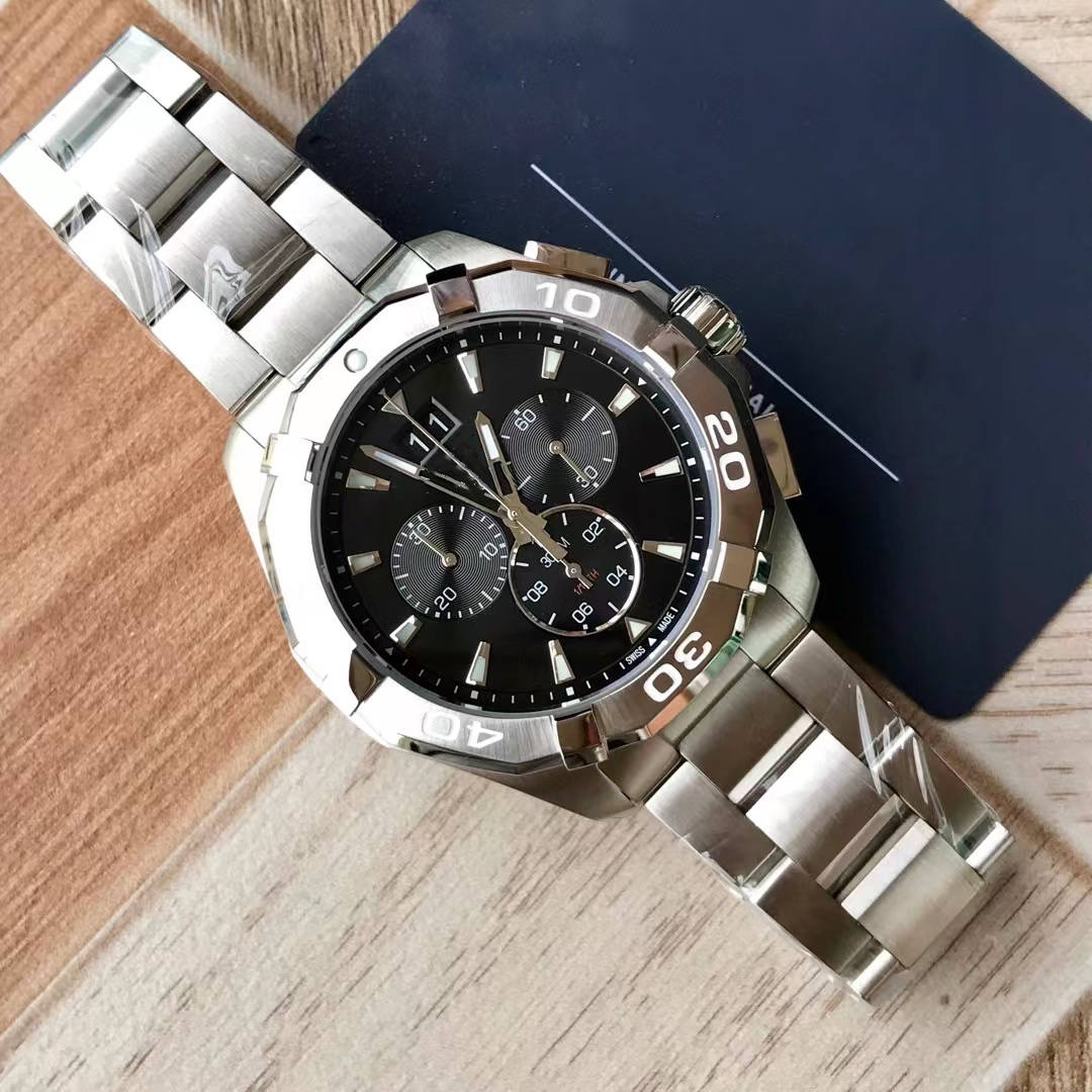 Diving watches Swiss quartz movement 43MM multi-function Sapphire mirror ultra strong luminous pointer High quality TOP, As shown
Diving watches Swiss quartz movement 43MM multi-function Sapphire mirror ultra strong luminous pointer High quality TOP, As shown