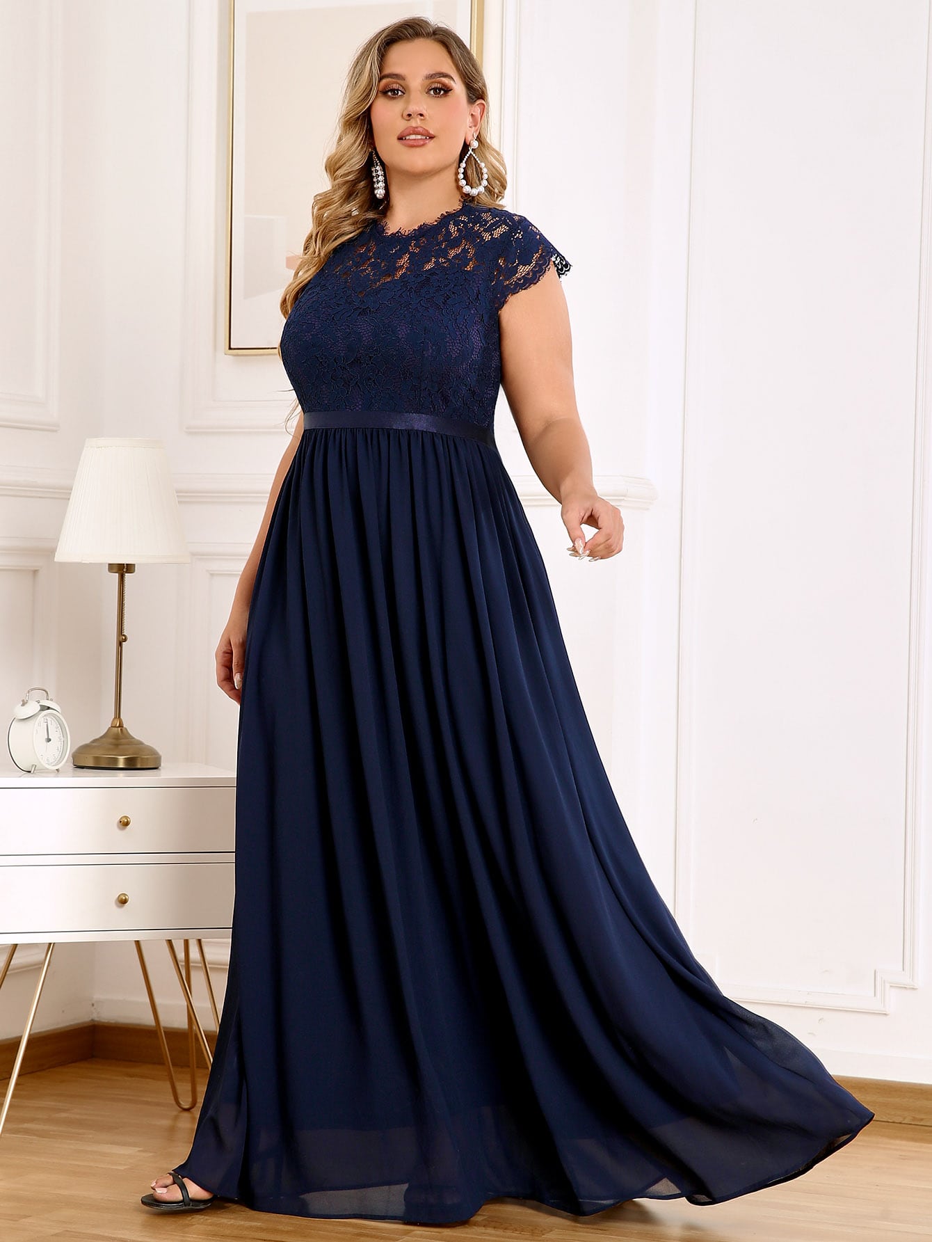 Navy Blue Lace Plus Size Bridesmaid Dresses Sheer Jewel Neck Country Maid Of Honor Dress A e or Length Chiffon Evening Gowns
