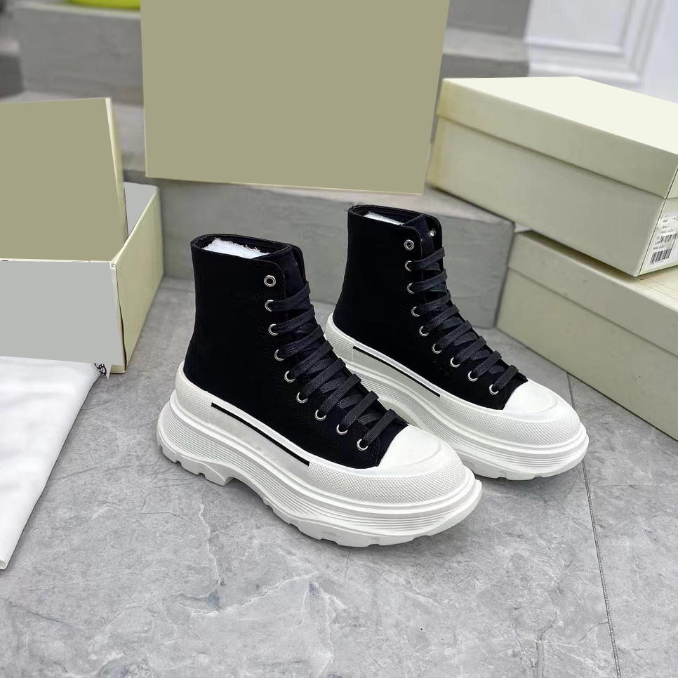 2022 Designer Tread Slick Boots Women Canvas Platform Height Increasing Casual Shoes Round Toe Colorblock Boots Winter Fashion Outdoor Martin Boot, Color1
2022 Designer Tread Slick Boots Women Canvas Platform Height Increasing Casual Shoes Round Toe Colorblock Boots Winter Fashion Outdoor Martin Boot, Color1
