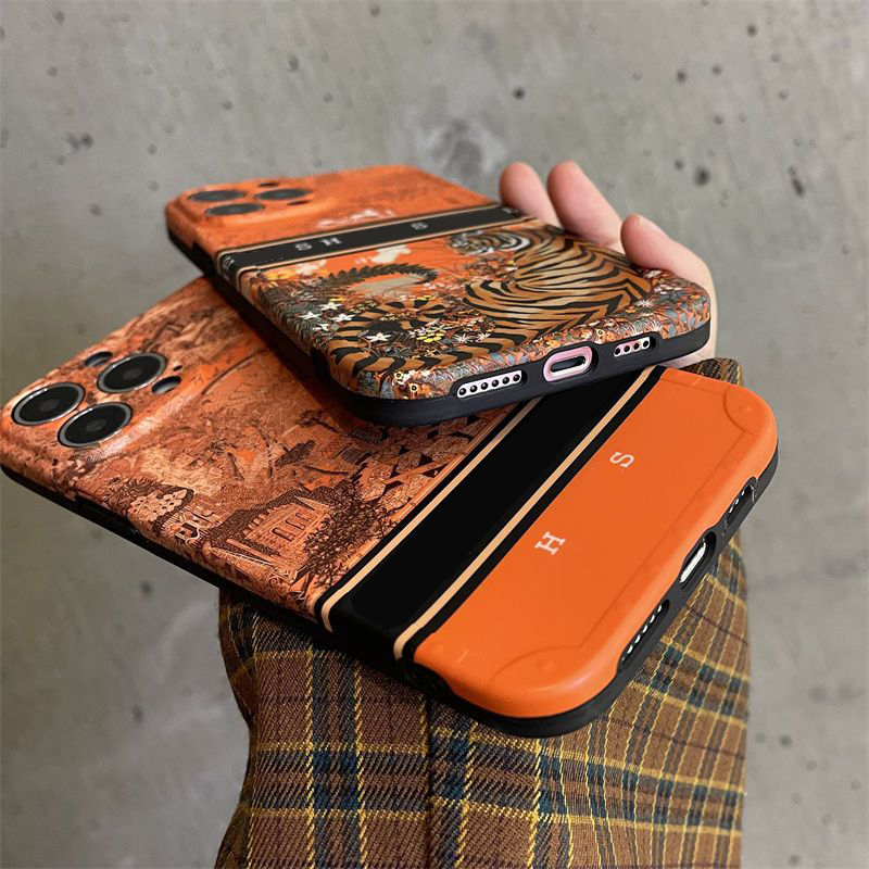 Fashion Designer Cell Phone Cases Luxury Shockproof Letter H Orange Tiger Palace Designers Phone Case For Iphone13 12 11 Pro Max X XS 2022
Fashion Designer Cell Phone Cases Luxury Shockproof Letter H Orange Tiger Palace Designers Phone Case For Iphone13 12 11 Pro Max X XS 2022