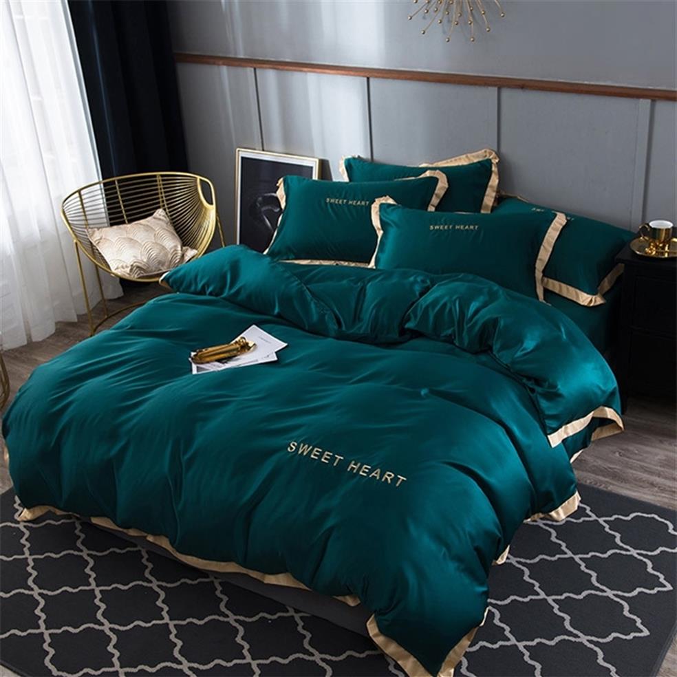 Luxury Bedding Set 4pcs Flat Bed Sheet Brief Duvet Cover Sets Comfortable Quilt Covers Single Queen Size Bedclothes Linens LJ20112253A, Green-sweet
Luxury Bedding Set 4pcs Flat Bed Sheet Brief Duvet Cover Sets Comfortable Quilt Covers Single Queen Size Bedclothes Linens LJ20112253A, Green-sweet
