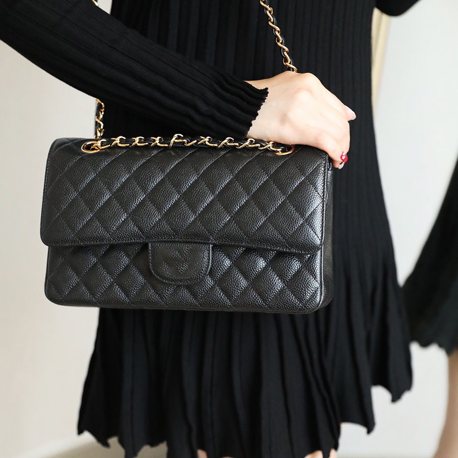 10A Original quality Luxury goods shoulder bag designer bags 25cm woman caviar leather crossbody bags fashion High-End chain bagss lady purse A01112 With box C064, A4
10A Original quality Luxury goods shoulder bag designer bags 25cm woman caviar leather crossbody bags fashion High-End chain bagss lady purse A01112 With box C064, A4